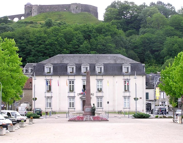 Maulen Agerriako lür eremü bat saldü nahi dü herriko etxeak